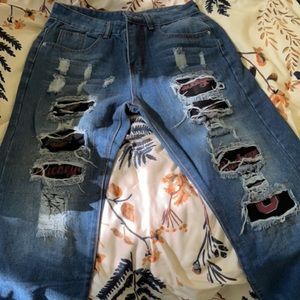 Osu distressed jeans